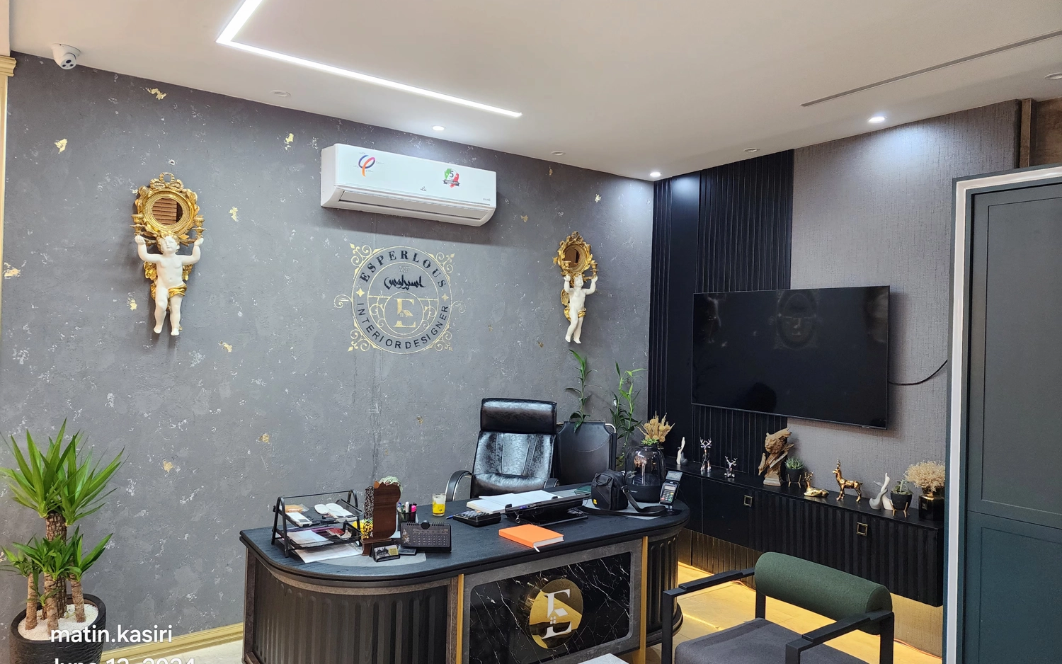 طراحی حرفه‌ای Esperlous Gallery